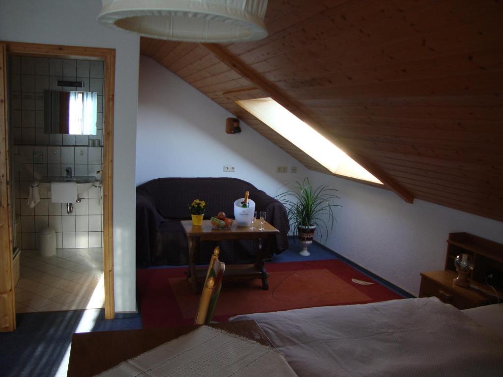 Mettenberger Hof - Pension Графенхаузен Номер фото
